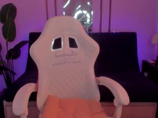 new_cute_skinny_sexy nude cam bitch enjoys hard live sex on camera