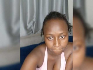 sweetie1234 ebony cute cam girl sucks the cock of her much boyfriend