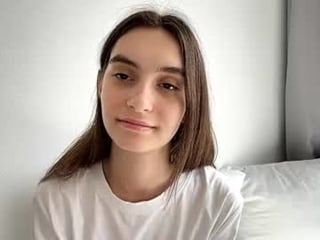 jennariede nude cam bitch enjoys hard live sex on camera