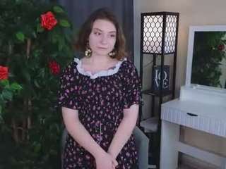 shirleenszymanowski sex cam with a horny cute cam girl that's also incredibly naughty