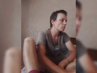 toryxcristal depraved brunette cam girl presents her pussy sodomized