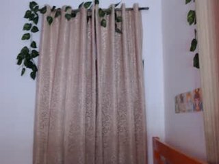 omariaennaid cam girl gets her ass hard fucked by her partner