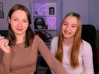 leona_light webcam girl with big tits enjoys hot and sensual live sex
