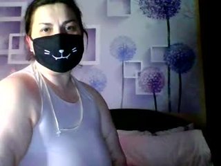 honey_sweet_couple BBW cute cam girl pleasuring her horny pussy live on webcam