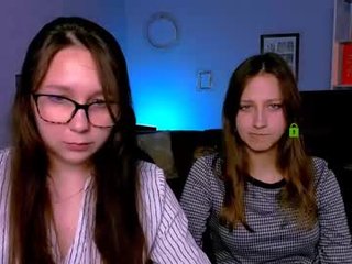 laura_queen_ blonde cam girl gets her ass stuffed with huge dick