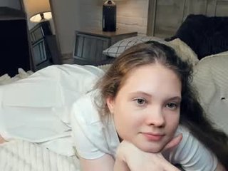cute_charisma sex cam with a horny cute cam girl that's also incredibly naughty