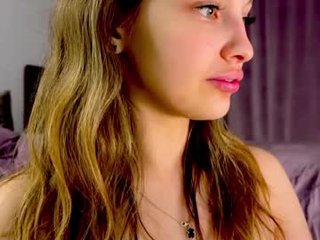 mileyy_cutee cam chick in lingerie enjoys all-style dance striptease online