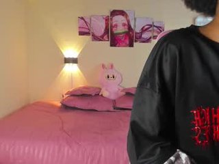 oconner_yessi nude cam bitch enjoys hard live sex on camera