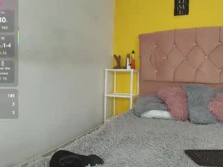 malikandaisha webcam girl with big tits enjoys hot and sensual live sex