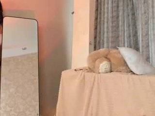 1only_sex1 cam girl loves vibration from ohmibod in her pussy online