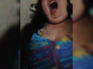 zalinka cam babe takes ohmibod online and gets her pussy penetrated