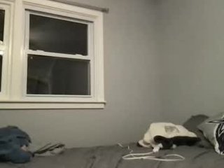 hyunluv asian cam girl shows perfect ass