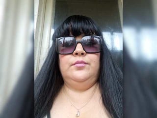 blacknight depraved brunette cam girl presents her pussy sodomized
