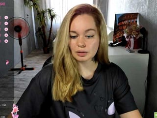 badgirl2609 russian cam whore - she's already inviting her tuttor to the world of lust and passion