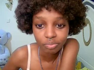 t_okyo african cam girl loves hardcore twink dildo play everyday