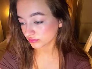 danielechiarini cam babe with big tits in private live sex show