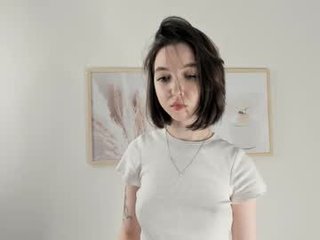 bondistar sex cam with a horny cute cam girl that's also incredibly naughty