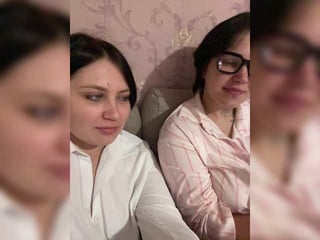 lesbipara hairy pussy cam girl sucks cock and gets hard penetration