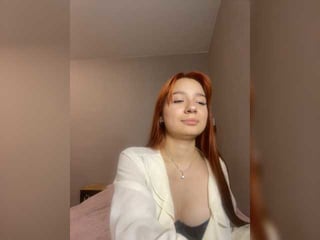juliaq russian cam girl having sensual live sex with her bf online