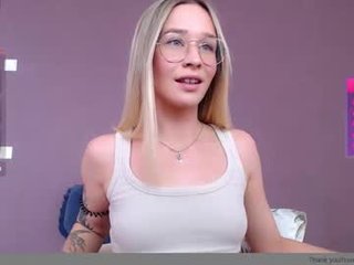 anita_delicious cam babe wants her pussy and small tits licked and then fucked in the chatroom