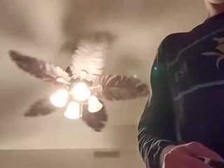 carolinajuggalo17 webcam girl with big tits enjoys hot and sensual live sex