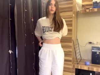 caylakimbro cam girl in beautiful lingerie girl shows off her pussy on camera