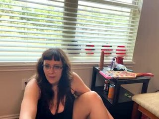 maketiffanyhot hot cum dripping from beautiful cam babe pussy