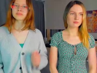shine_angels english cam girl show his beauty legs online