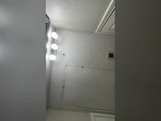 longthiccbbc5 beautiful cam babe has the ever-willing mens at her service, and she uses him for all he's good for