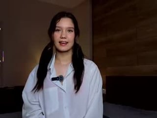 mirikiteki asian cam girl showing big tits